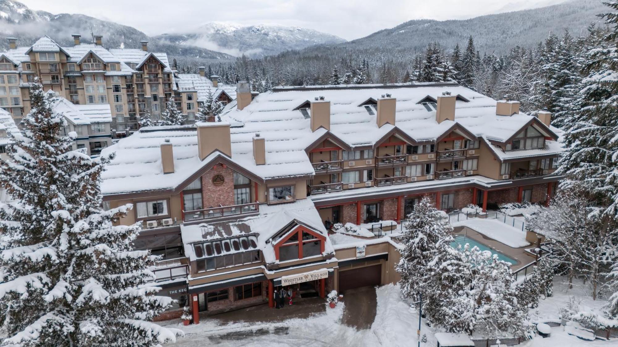 Whistler Village Inn & Suites Bagian luar foto